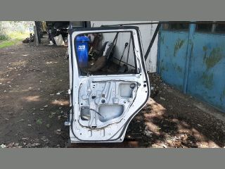 bontott TOYOTA YARIS VERSO Jobb hátsó Ajtó (Üres lemez)