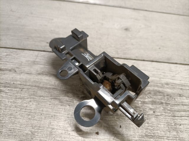 bontott TOYOTA YARIS VERSO Jobb hátsó Belső Kilincs