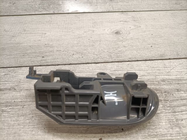 bontott TOYOTA YARIS VERSO Jobb hátsó Belső Kilincs