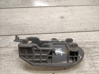 bontott TOYOTA YARIS VERSO Jobb hátsó Belső Kilincs