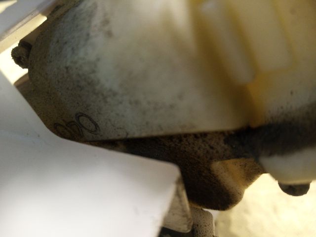 bontott TOYOTA YARIS VERSO Központizár Motor Csomagtérajtó