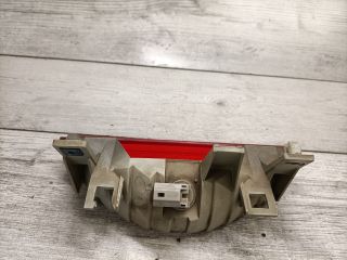 bontott TOYOTA YARIS VERSO Pótféklámpa