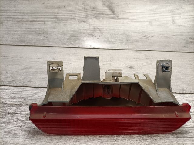 bontott TOYOTA YARIS VERSO Pótféklámpa