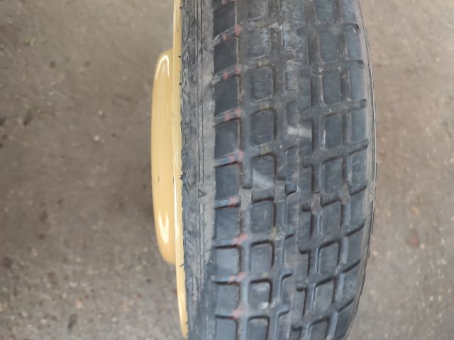 bontott TOYOTA YARIS VERSO Pótkerék