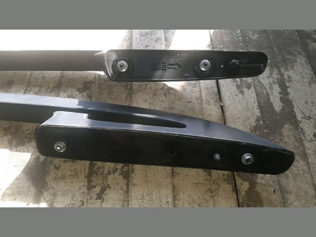 bontott TOYOTA YARIS VERSO Tetősín Pár