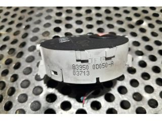 bontott TOYOTA YARIS Vészvillogó Kapcsoló