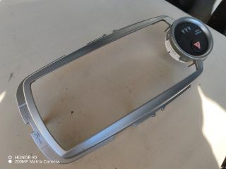 bontott TOYOTA YARIS Vészvillogó Kapcsoló