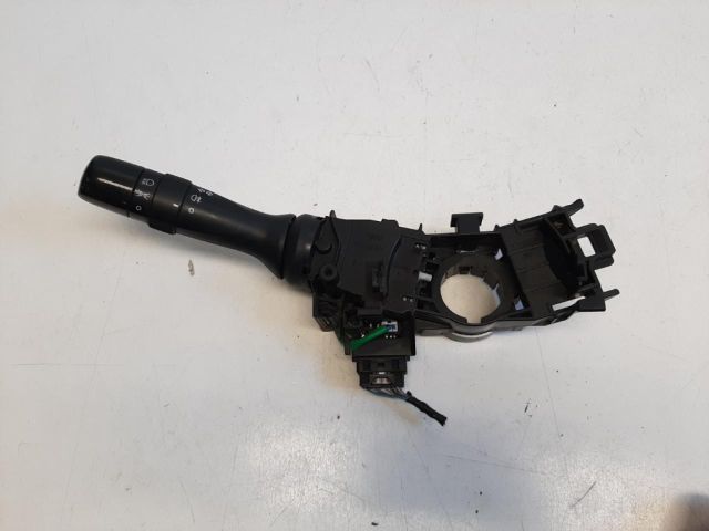 bontott TOYOTA YARIS Világítás Kapcsoló