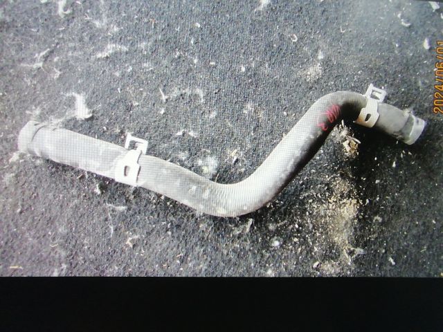 bontott TOYOTA YARIS Vízcső