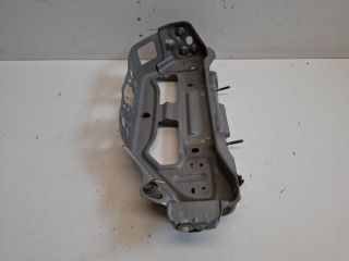 bontott TOYOTA YARIS Vízhűtő Radiátor Tartó