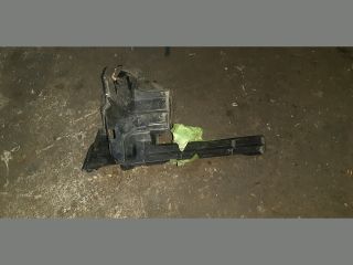 bontott TOYOTA YARIS Vízhűtő Radiátor Tartó