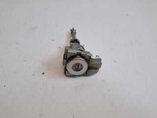 bontott TOYOTA YARIS Zárbetét Szett