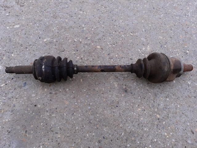 bontott TRABANT 1.1 Bal Féltengely