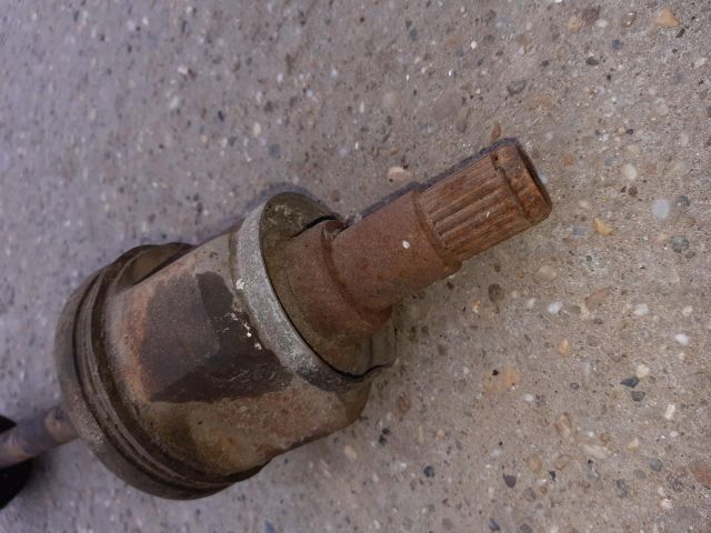 bontott TRABANT 1.1 Bal Féltengely