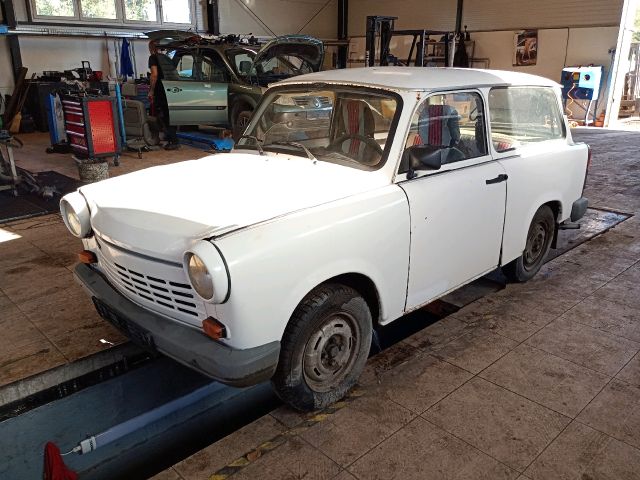 bontott TRABANT 1.1 Gyújtáselosztó