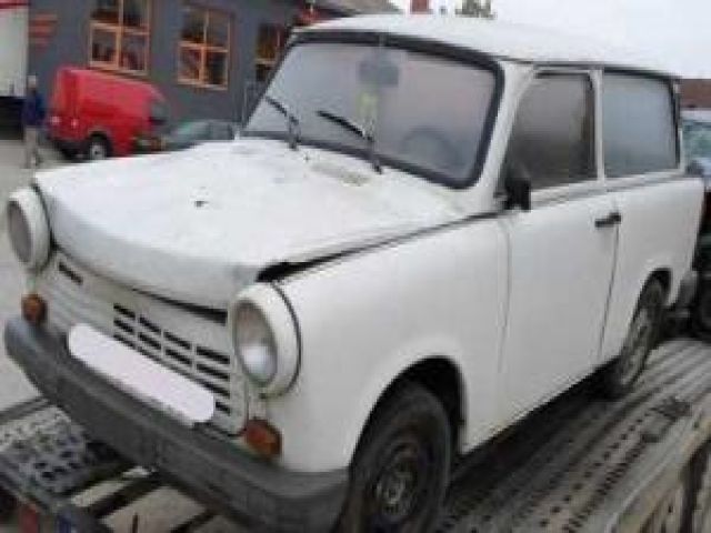 bontott TRABANT 1.1 Jobb első Csonkállvány Kerékaggyal