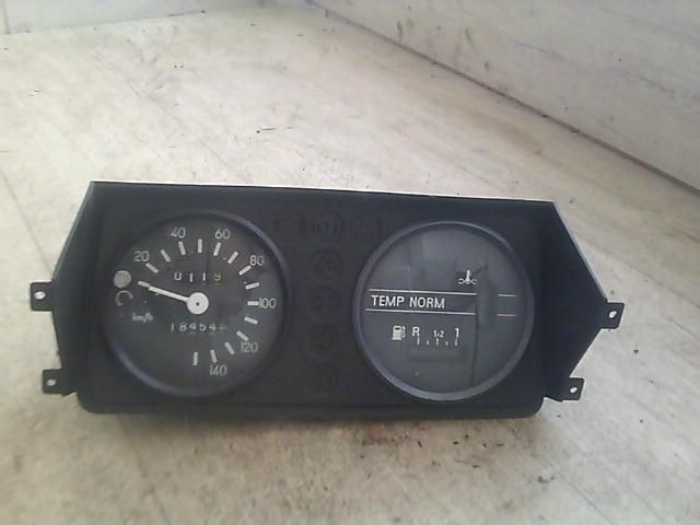 bontott TRABANT 1.1 Kilométeróra