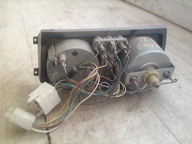 bontott TRABANT 1.1 Kilométeróra