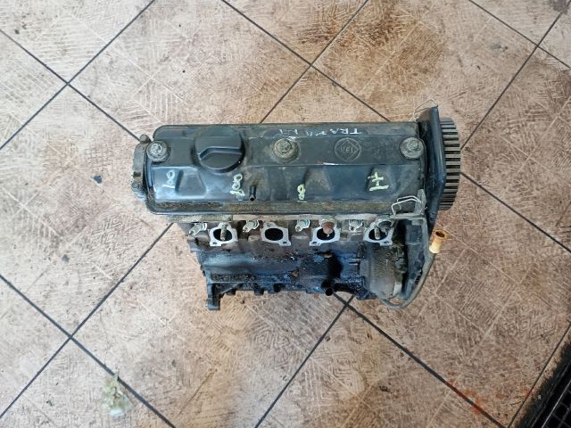 bontott TRABANT 1.1 Motor (Fűzött blokk hengerfejjel)