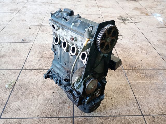 bontott TRABANT 1.1 Motor (Fűzött blokk hengerfejjel)