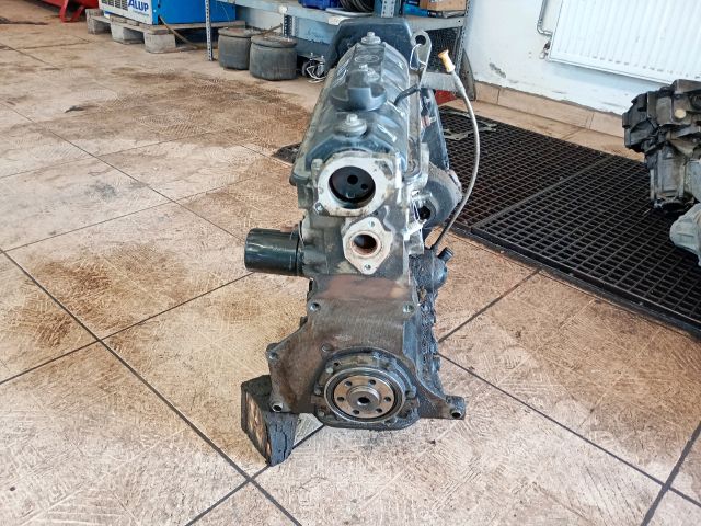 bontott TRABANT 1.1 Motor (Fűzött blokk hengerfejjel)