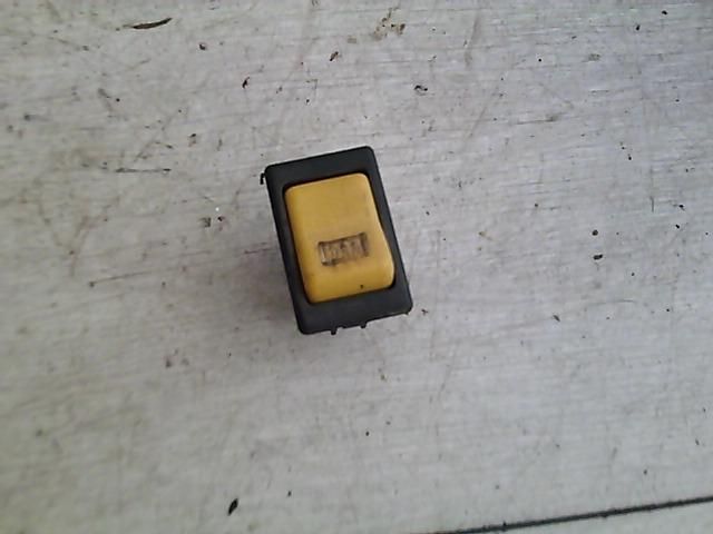 bontott TRABANT 1.1 Ablakfűtés Kapcsoló