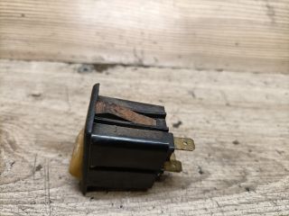 bontott TRABANT 1.1 Ablakfűtés Kapcsoló