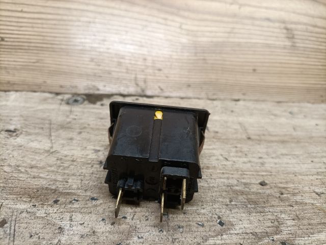 bontott TRABANT 1.1 Ablakfűtés Kapcsoló