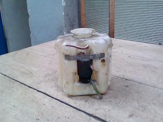 bontott TRABANT 1.1 Ablakmosó Tartály