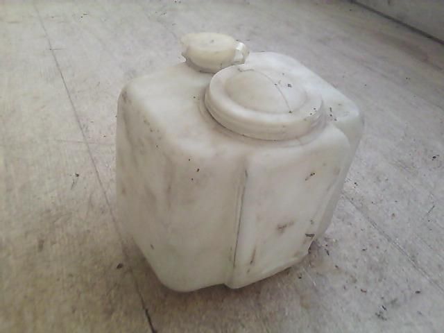 bontott TRABANT 1.1 Ablakmosó Tartály