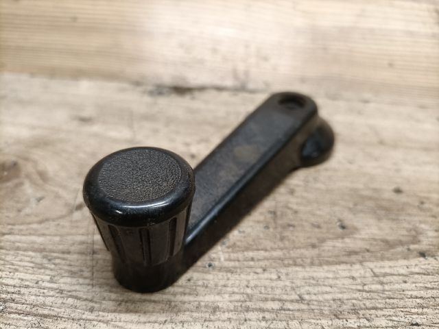 bontott TRABANT 1.1 Ablaktekerő Kar (Pozíciófüggetlen)