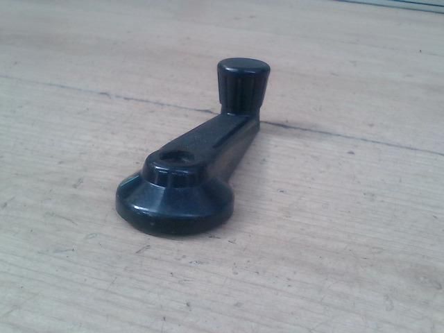 bontott TRABANT 1.1 Ablaktekerő Kar (Pozíciófüggetlen)