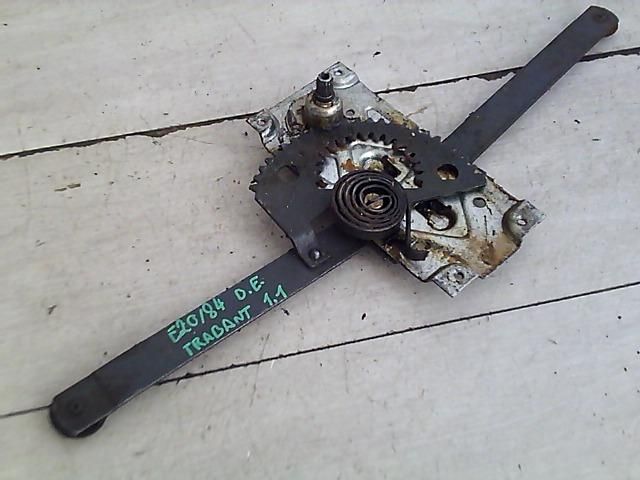 bontott TRABANT 1.1 Bal első Ablakemelő Szerkezet (Mechanikus)