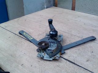 bontott TRABANT 1.1 Bal első Ablakemelő Szerkezet (Mechanikus)