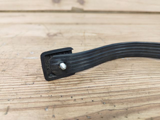 bontott TRABANT 1.1 Bal első Ajtóbehúzó