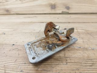 bontott TRABANT 1.1 Bal első Ajtózár