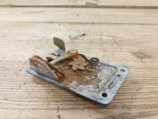 bontott TRABANT 1.1 Bal első Ajtózár