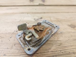 bontott TRABANT 1.1 Bal első Ajtózár