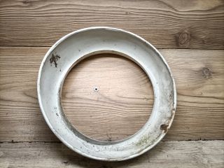 bontott TRABANT 1.1 Bal Fényszóró Lámpakeret