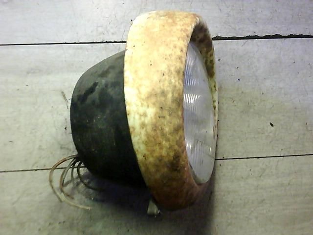 bontott TRABANT 1.1 Bal Fényszóró