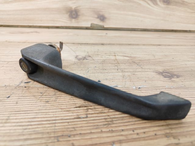 bontott TRABANT 1.1 Csomagtérajtó Kilincs