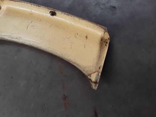 bontott TRABANT 1.1 Csomagtérajtó (Üres lemez)