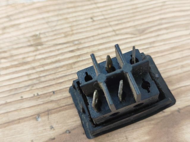 bontott TRABANT 1.1 Első Ködfényszóró Kapcsoló