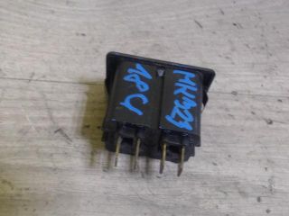 bontott TRABANT 1.1 Hátsó Ablakmosó Kapcsoló