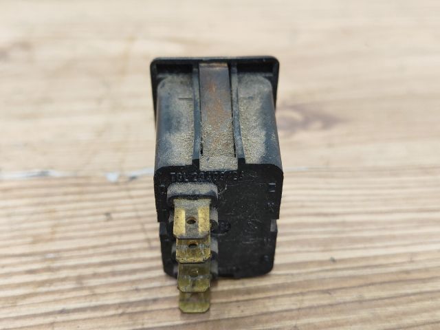 bontott TRABANT 1.1 Hátsó Ablaktörlő Kapcsoló