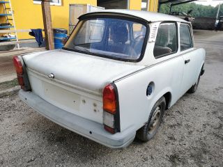 bontott TRABANT 1.1 Jobb első Sárvédő