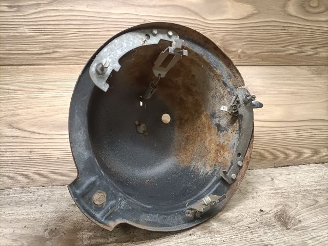 bontott TRABANT 1.1 Jobb Fényszóró Tartó