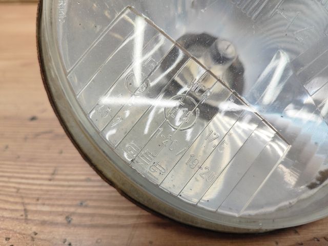 bontott TRABANT 1.1 Jobb Fényszóró