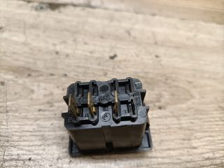 bontott TRABANT 1.1 Kapcsoló (Magában)