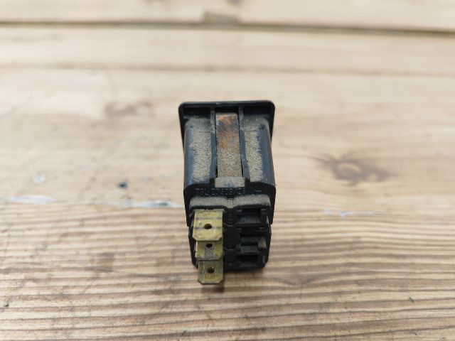 bontott TRABANT 1.1 Kapcsoló (Magában)